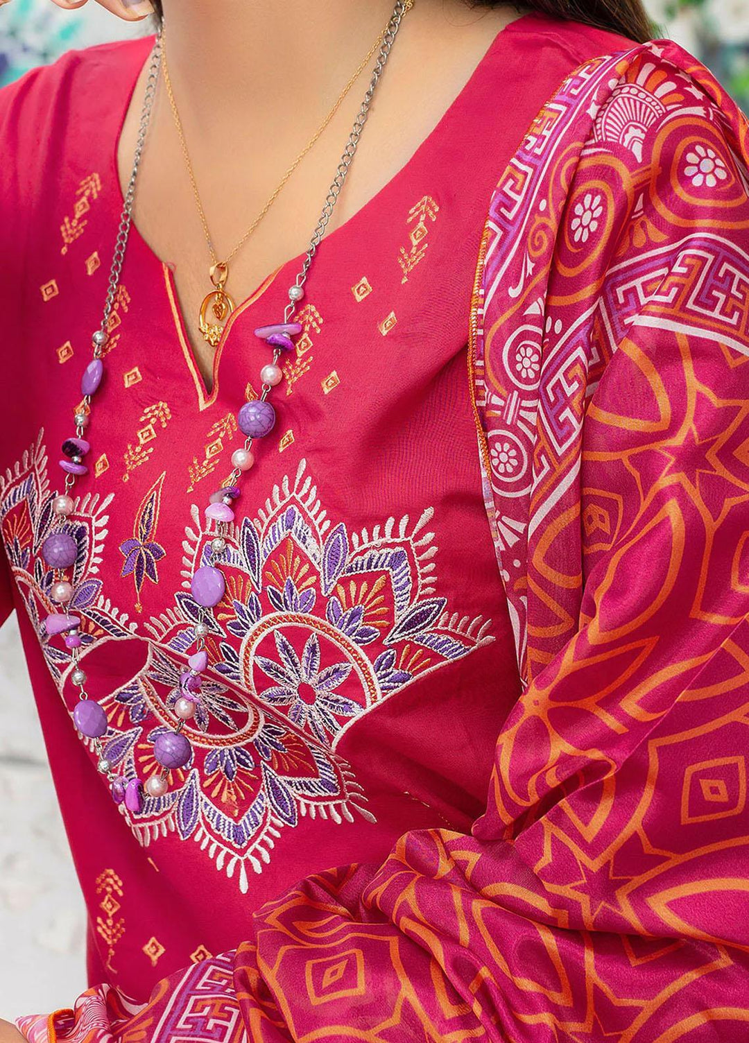 Safwa Pret Embroidered Lawn 3 Piece Suit SW23P 3P-EMB-112 Bright Maroon