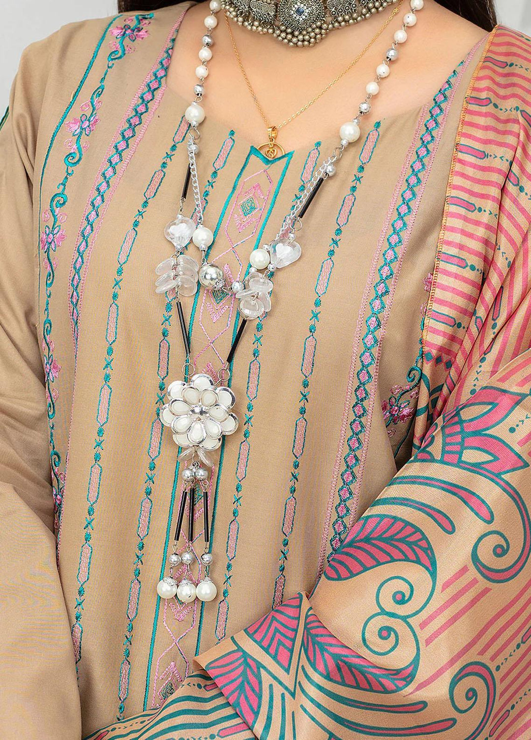 Safwa Pret Embroidered Lawn 3 Piece Suit SW23P 3P-EMB-114 Mushroom