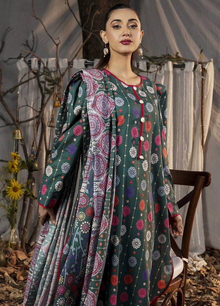 Safwa Pret Printed Lawn 3 Piece Suit P000511