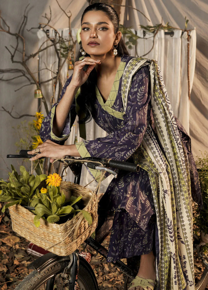 Safwa Pret Printed Lawn 3 Piece Suit P000518