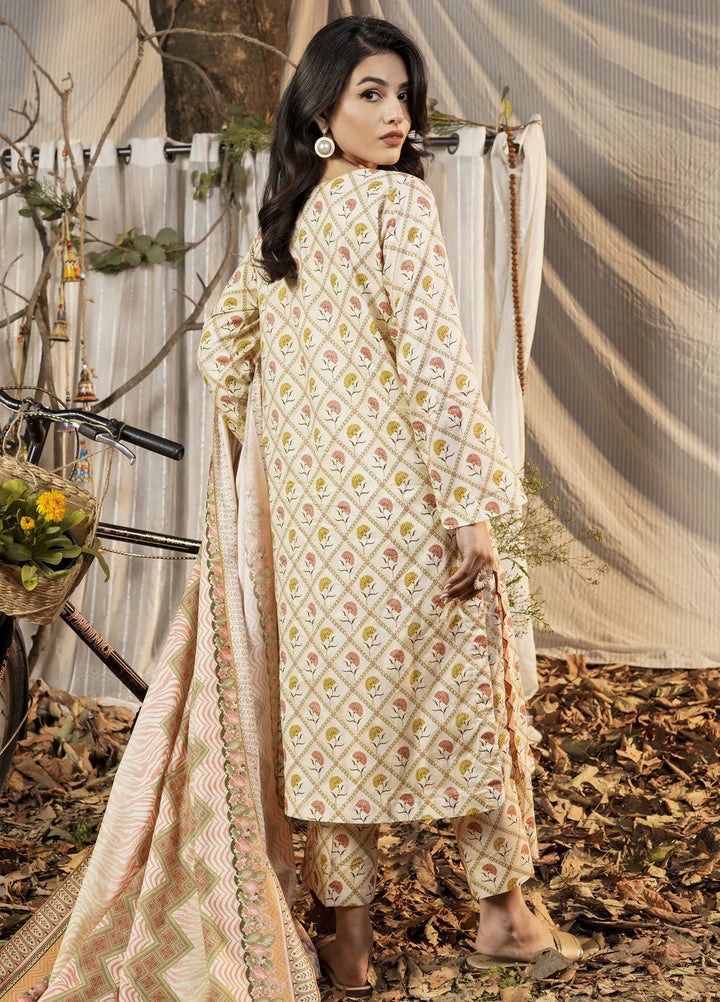 Safwa Pret Printed Lawn 3 Piece Suit P000519