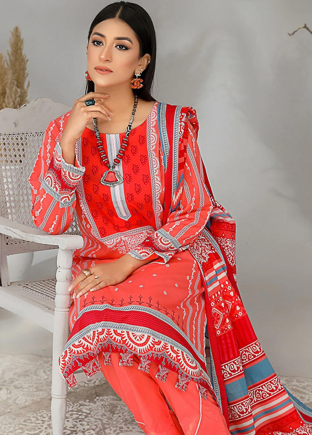 Safwa Printed Lawn Suits Unstitched 3 Piece SW23SP SSP-02 - Summer Collection