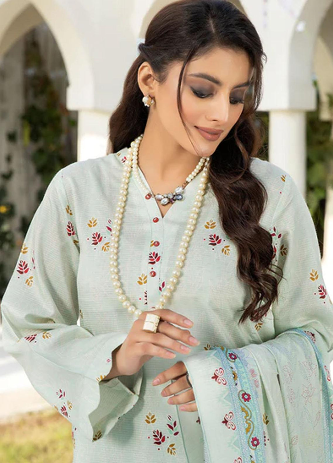 Safwa Printed Viscose Suits Unstitched 3 Piece SW23TD TSC-10 - Winter Collection