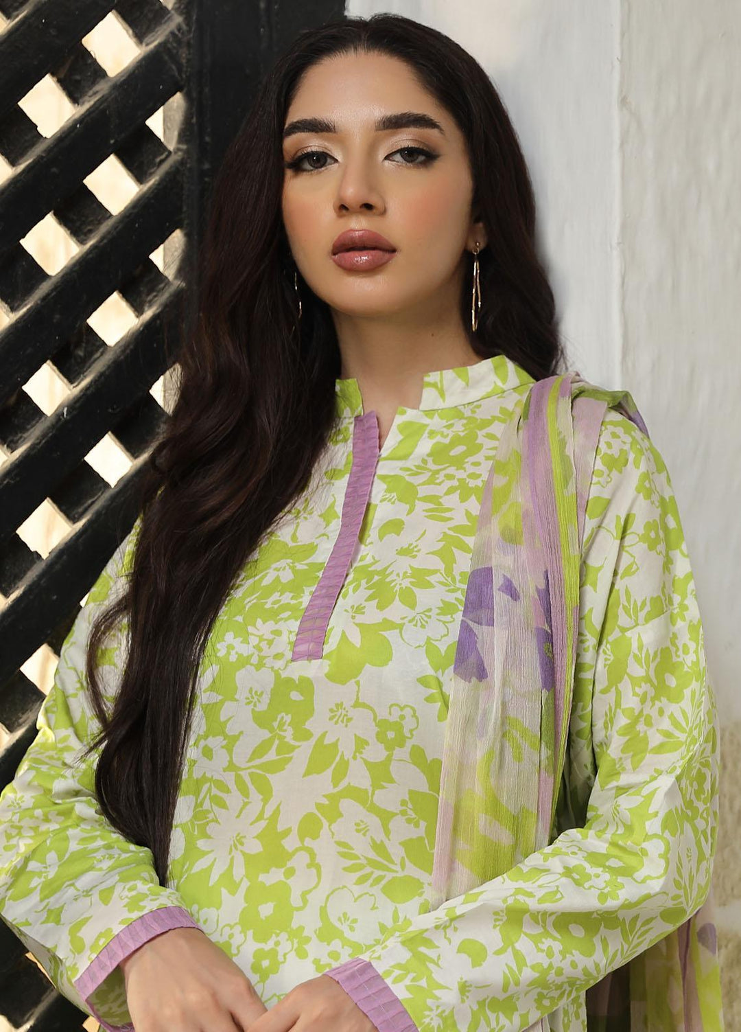 Sahar Printed Cambric Suits Unstitched 3 Piece SHR23AW AWC-V1-23-02 - Summer Collection