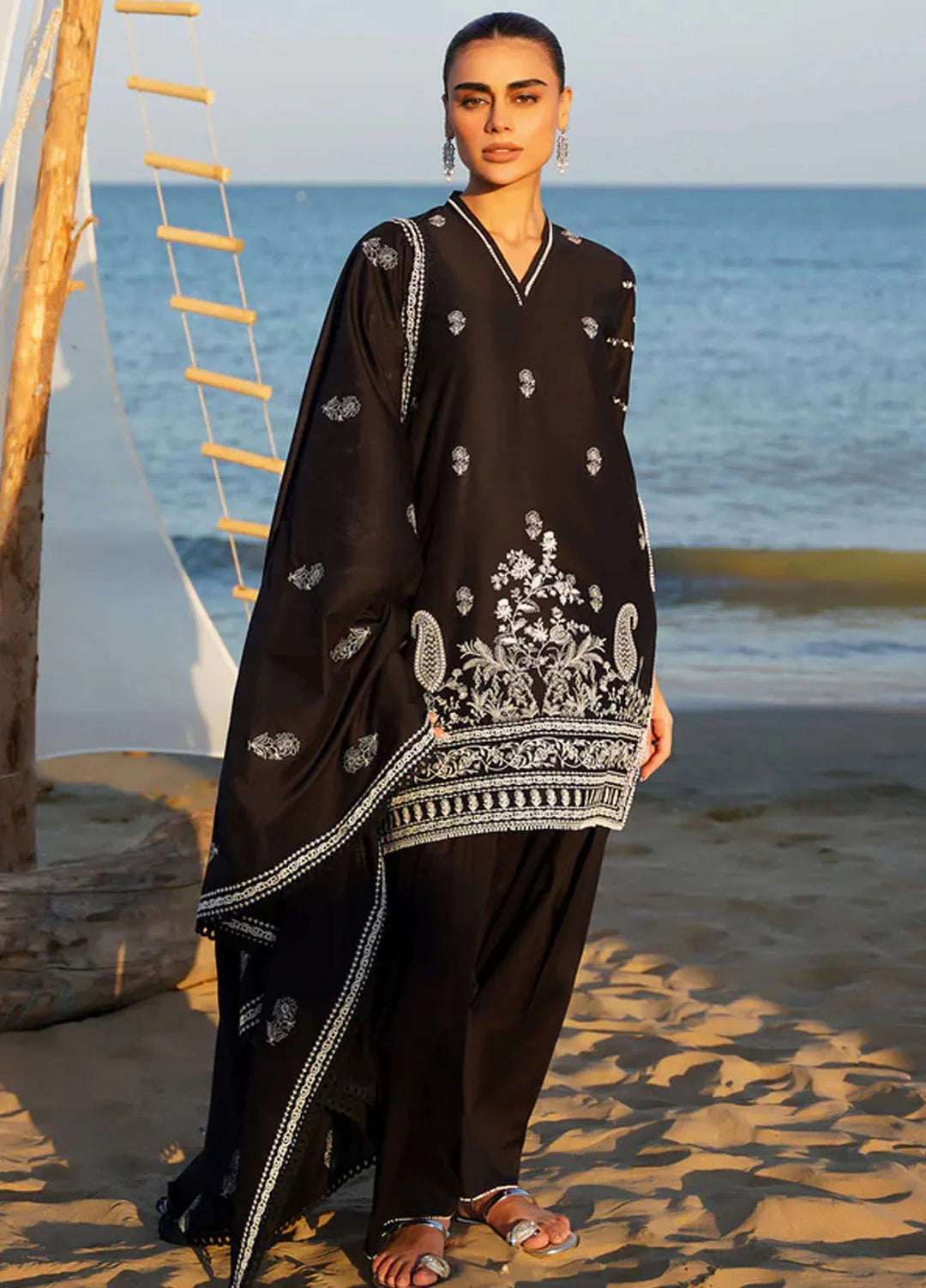 Sahar Chikankari Lawn Suit Unstitched 3 Piece SHR24C D-04 - Summer Collection