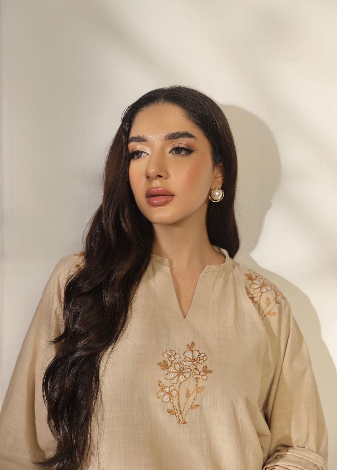 Sahar Embroidered Cross Hatch Suits Unstitched 3 Piece SHR23CH SD-V2-23-05 - Winter Collection