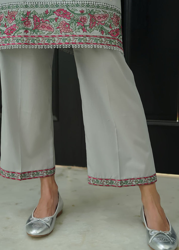 Sahar Embroidered Lawn Suits Unstitched 3 Piece El-V2-S25-03 - Summer Collection