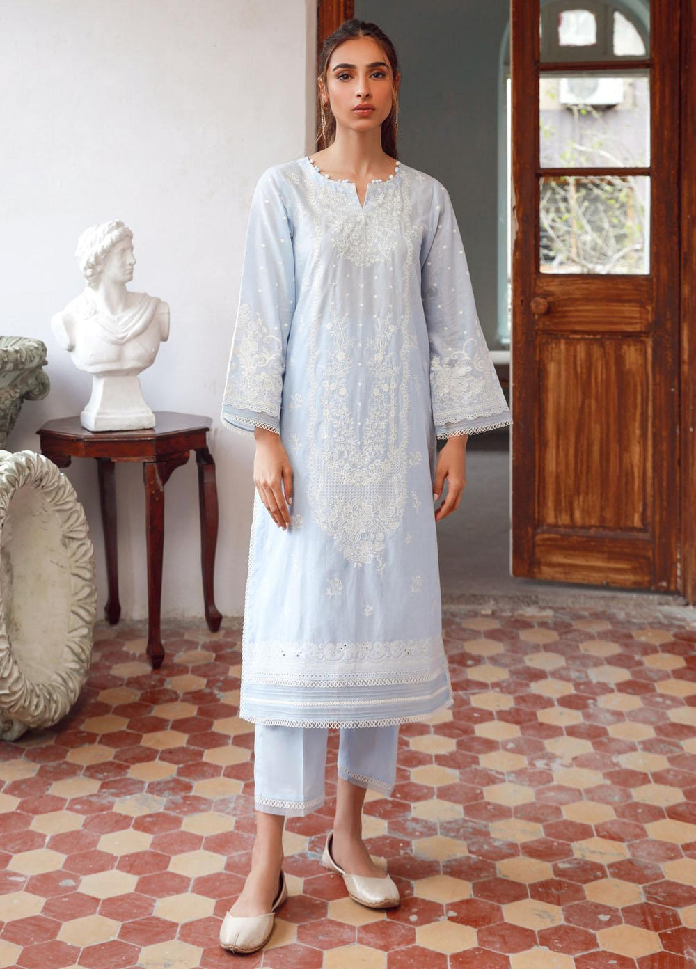 Sahar Embroidered Lawn Suits Unstitched 3 Piece SHR23EE SSL-V3-23-26 - Eid Collection