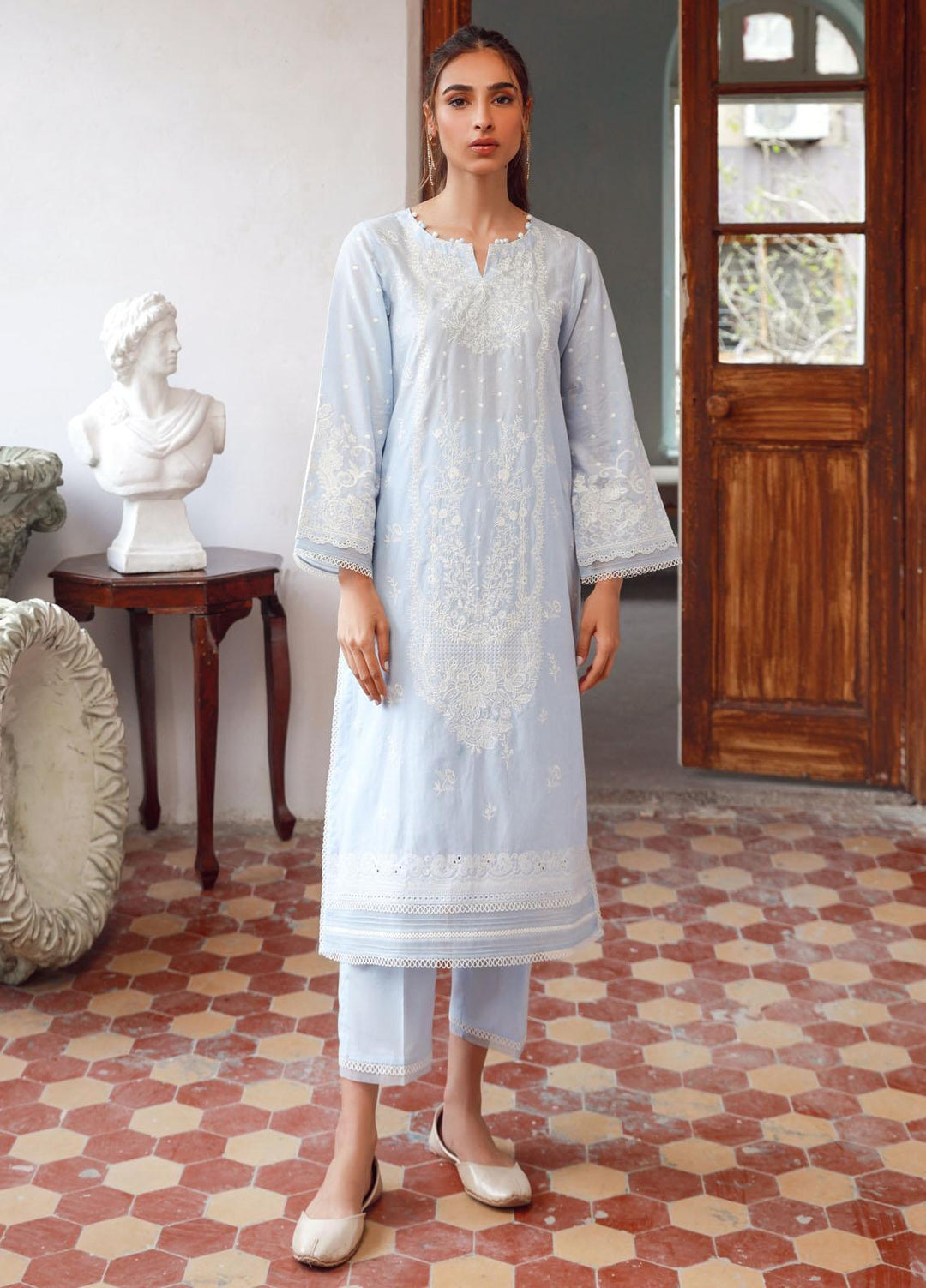 Sahar Embroidered Lawn Suits Unstitched 3 Piece SHR23EE SSL-V3-23-26 - Eid Collection