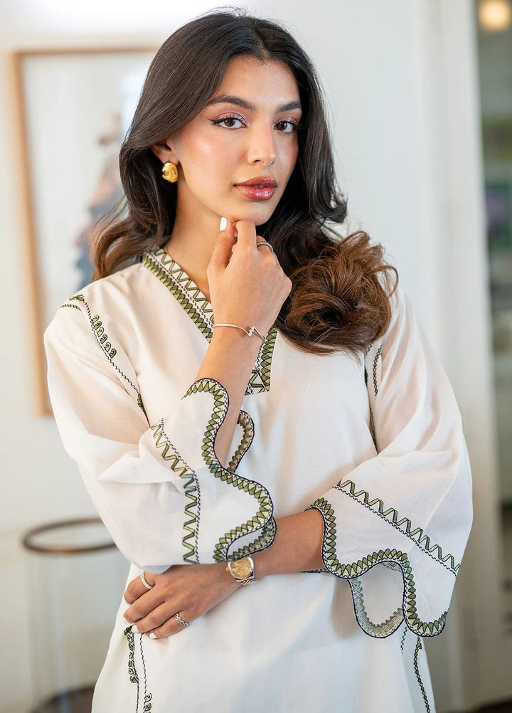 Sahar Pret Embroidered Cambric 2 Piece Suit Porcelain Petal