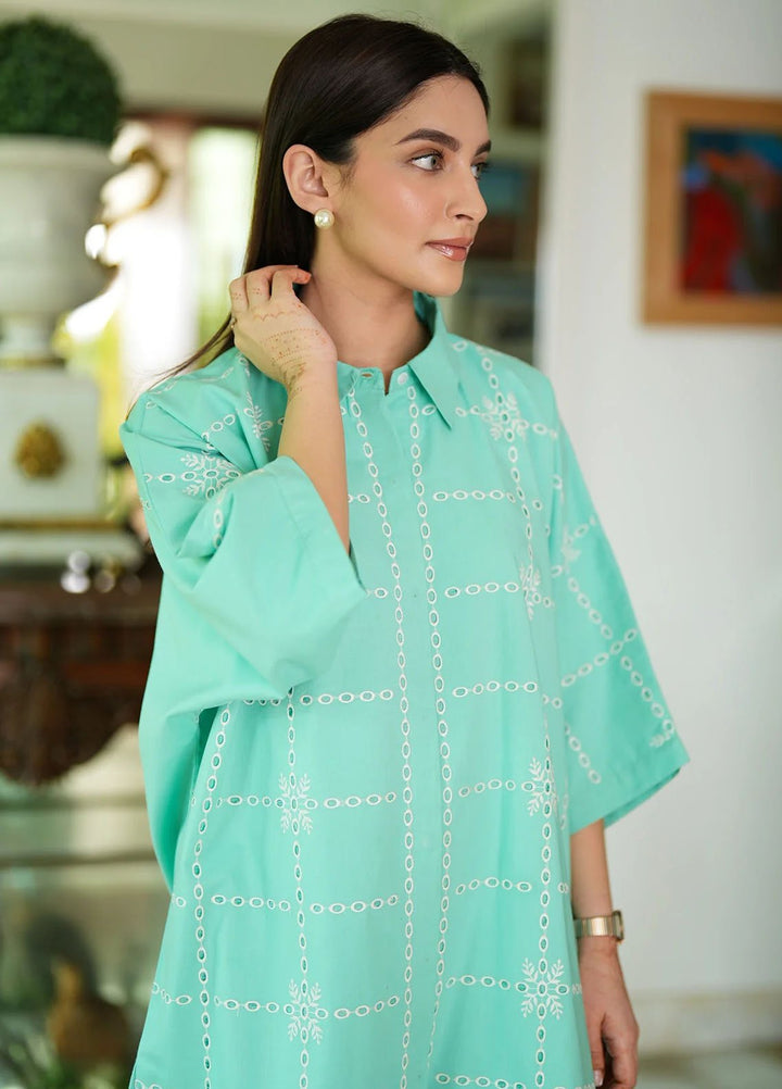 Sahar Pret Embroidered Cambric 2 Piece Suit Ssec-V2-Rk-04