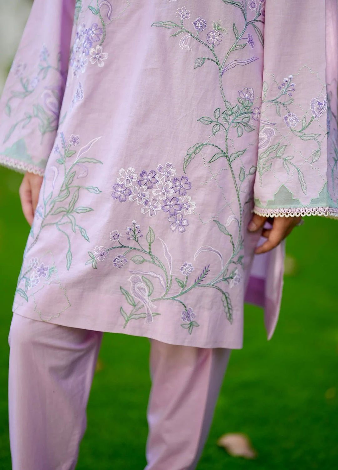 Sahar Pret Embroidered Cambric 2 Piece Suit Ssec-V2-Rr-01