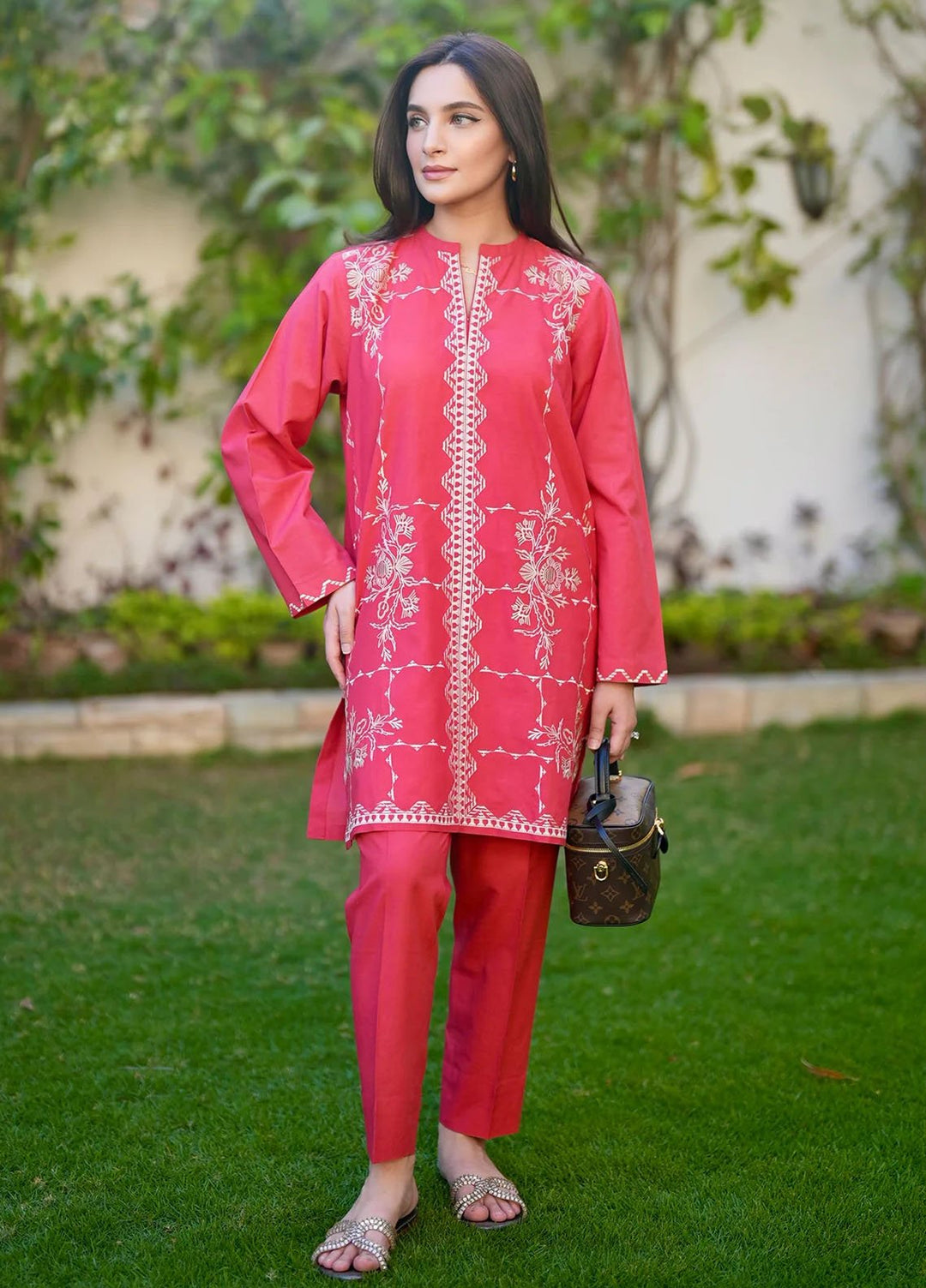 Sahar Pret Embroidered Cambric 2 Piece Suit Ssec-V3-Rk-03