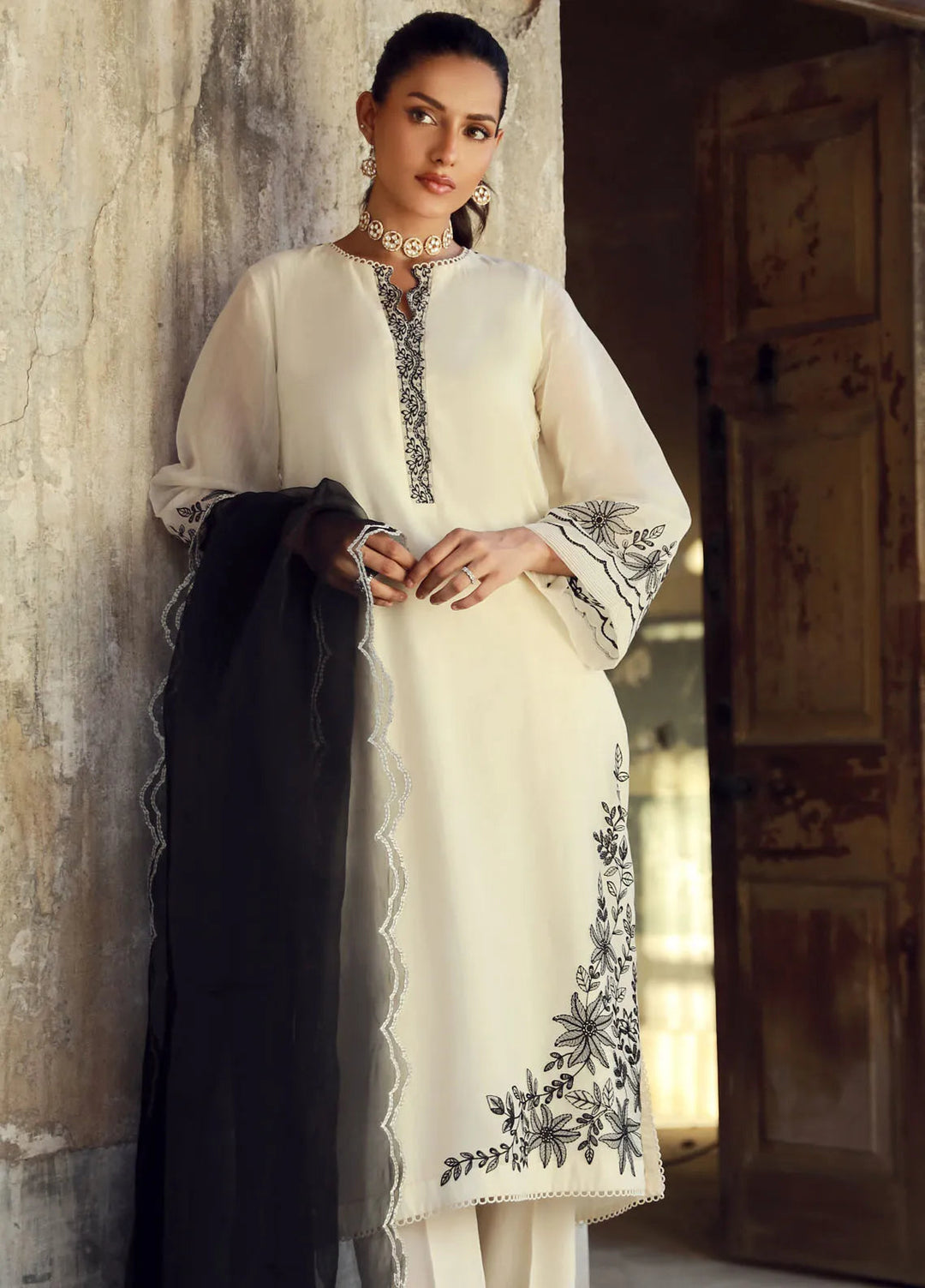 Sahar Pret Embroidered Silk 3 Piece Suit SSCSE-RR-03 White Dune