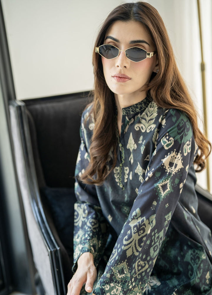 Sahar Pret Printed Cambric 2 Piece Suit Ikat Noir