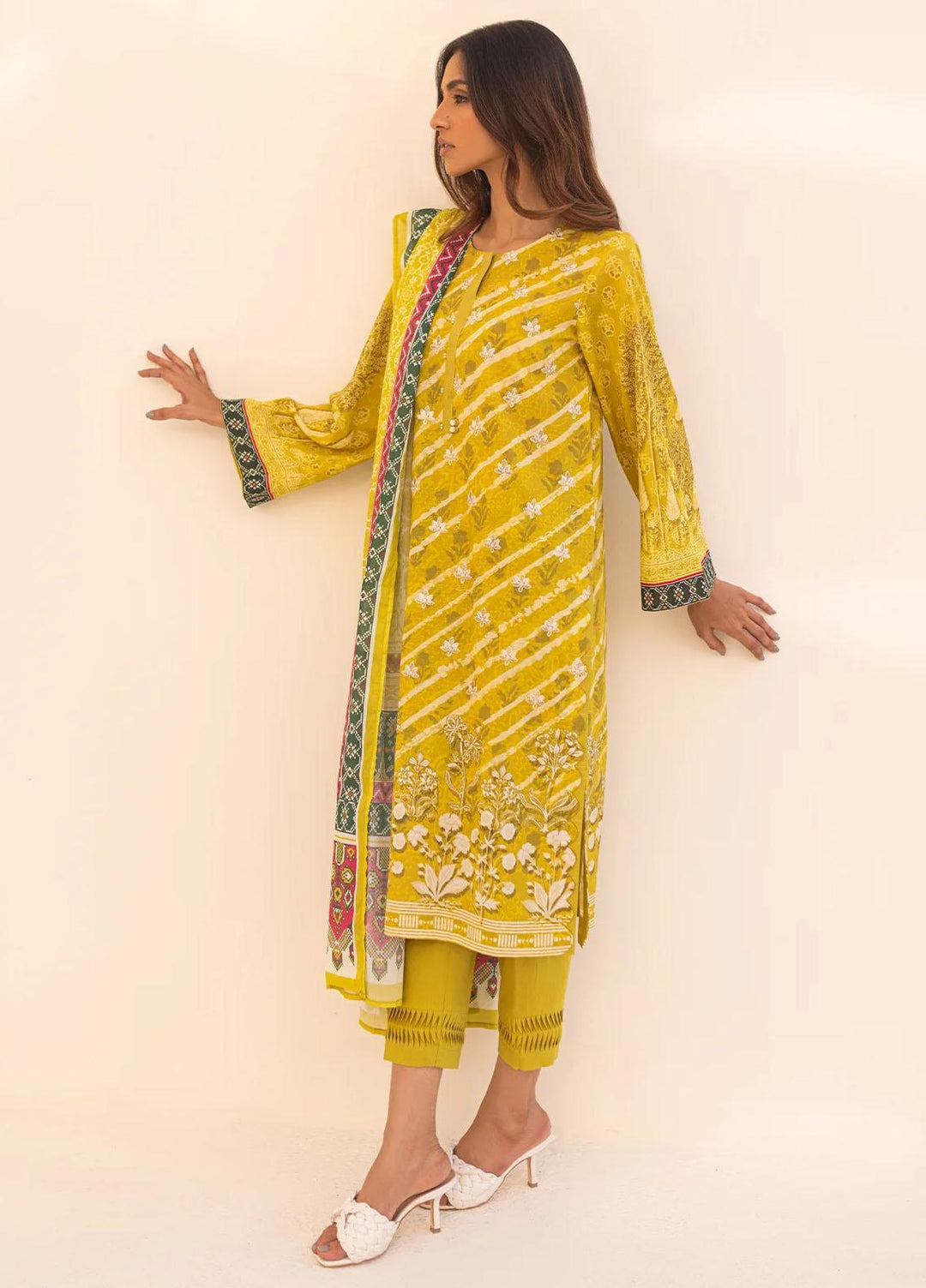 Sahar Printed Lawn Suits Unstitched 3 Piece SHR23L3 SL-PE-V2-RM-04 - Summer Collection