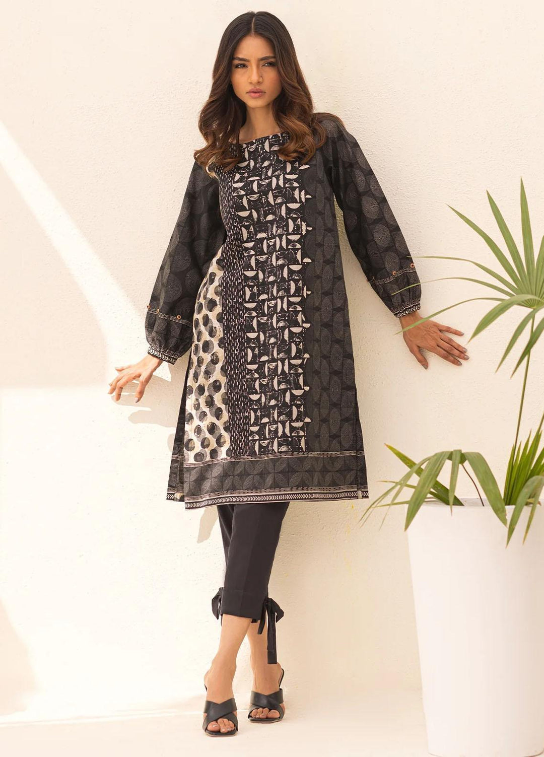 Sahar Printed Lawn  Unstitched Kurti SHR23K SSL-V1-23-14 - Summer Collection