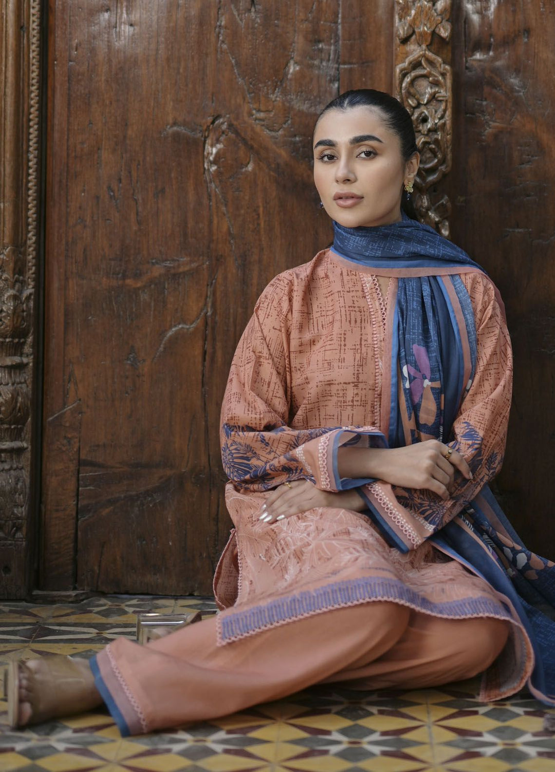 Sahar Printed Lawn Suits Unstitched 3 Piece SHR24PE S24-PL-V1-23 - Summer Collection