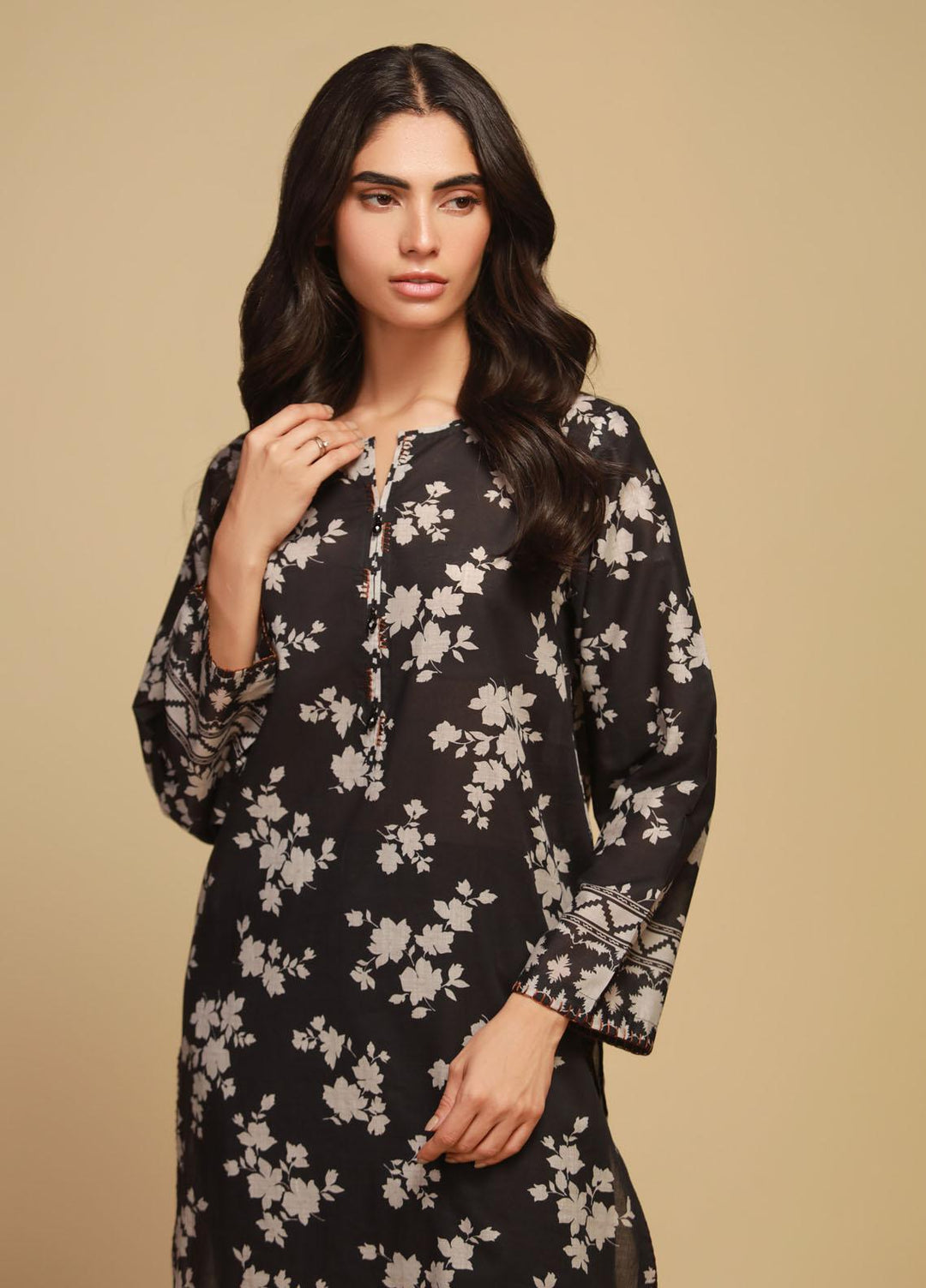 Sahar Printed Lawn Suits Unstitched 3 Piece SHR23MS SBW-23-05 - Summer Collection