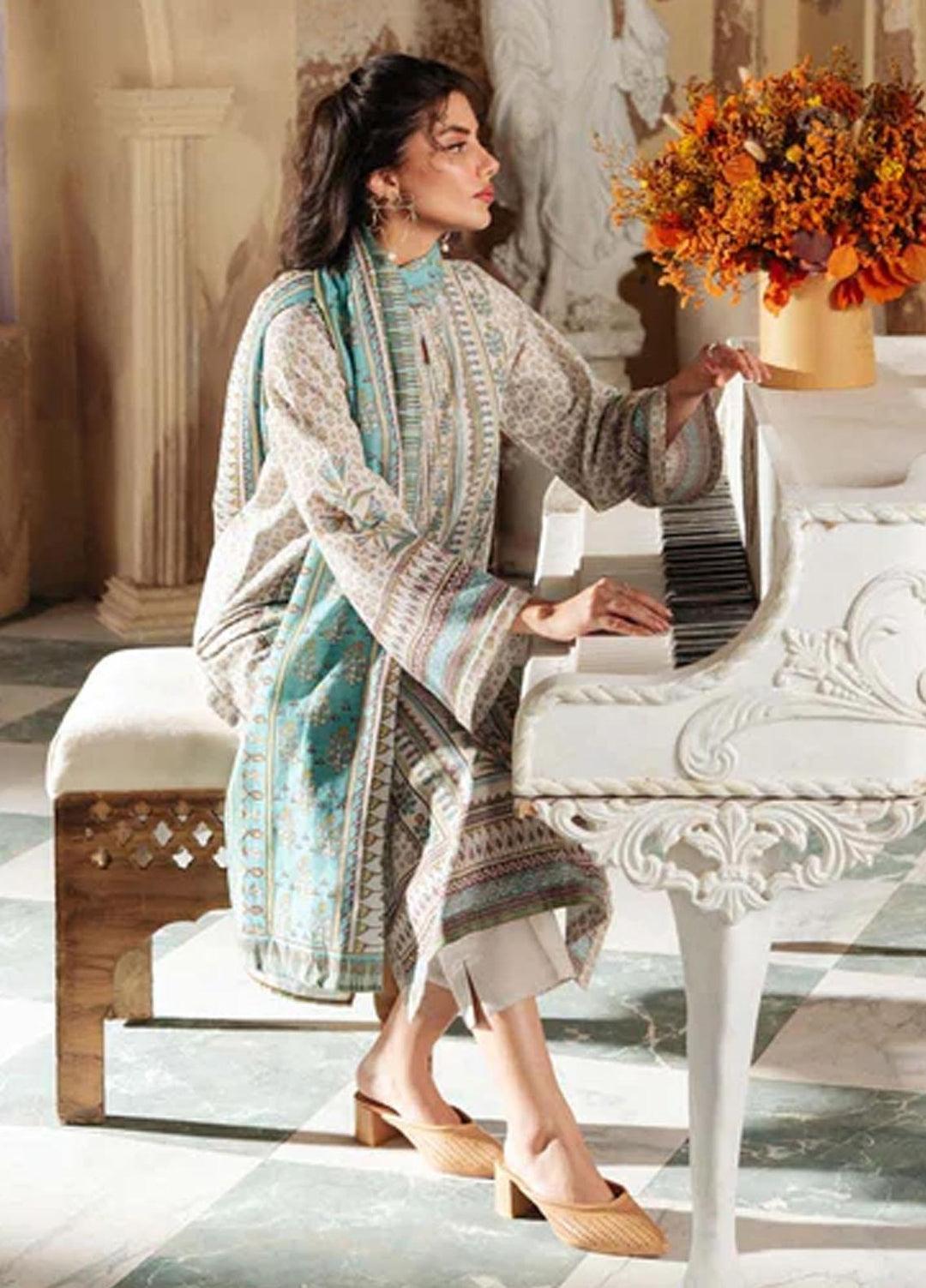 Sahar Printed Khaddar Suits Unstitched 3 Piece SKWP-V2-23-03 - Winter Collection
