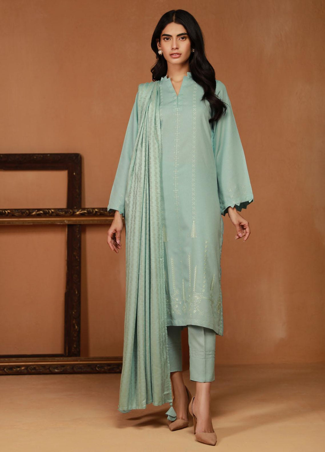 Sahar Embroidered Karandi Suits Unstitched 3 Piece SHR23WK SK-V2-23-02 - Winter Collection