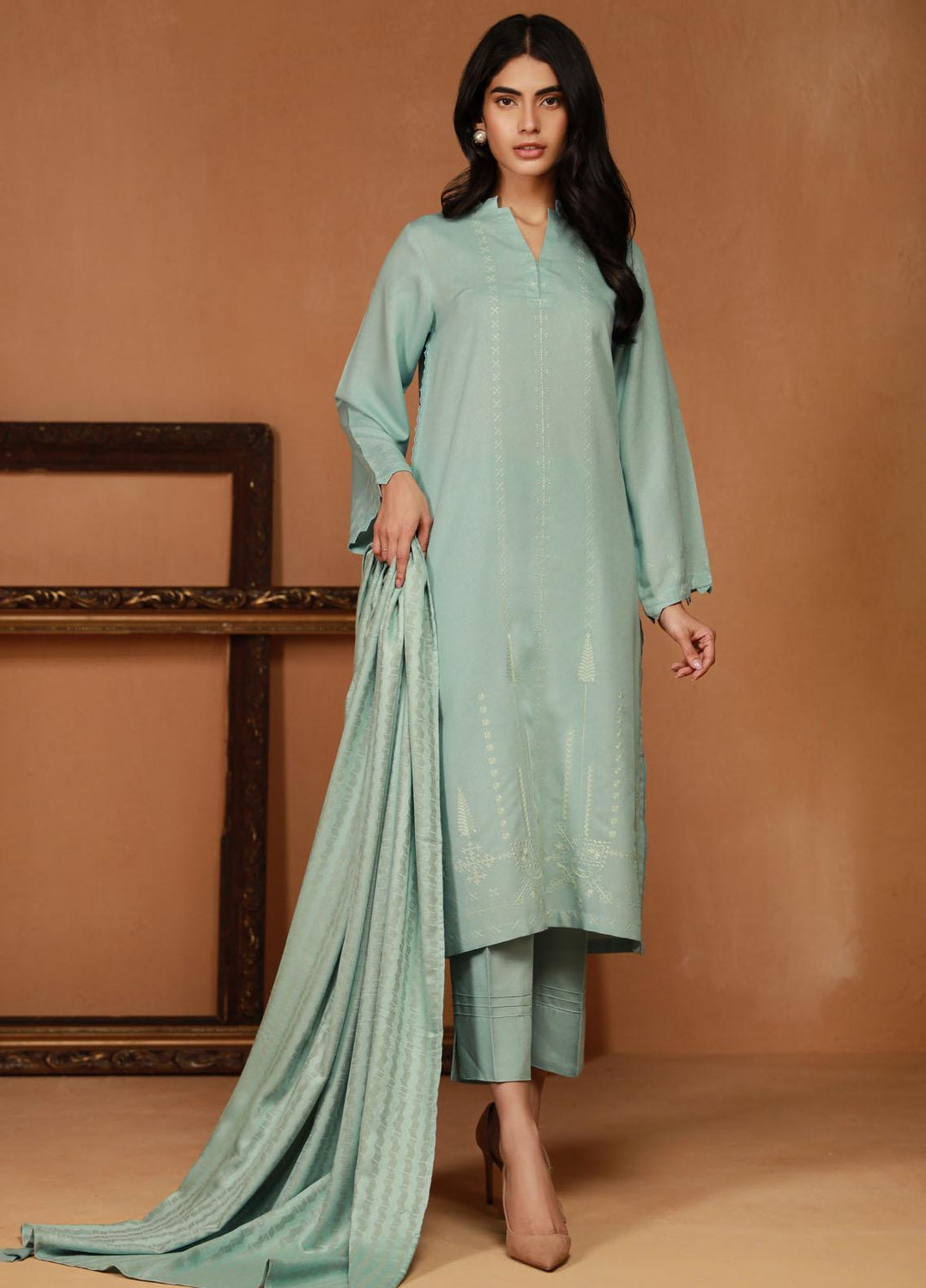 Sahar Embroidered Karandi Suits Unstitched 3 Piece SHR23WK SK-V2-23-02 - Winter Collection