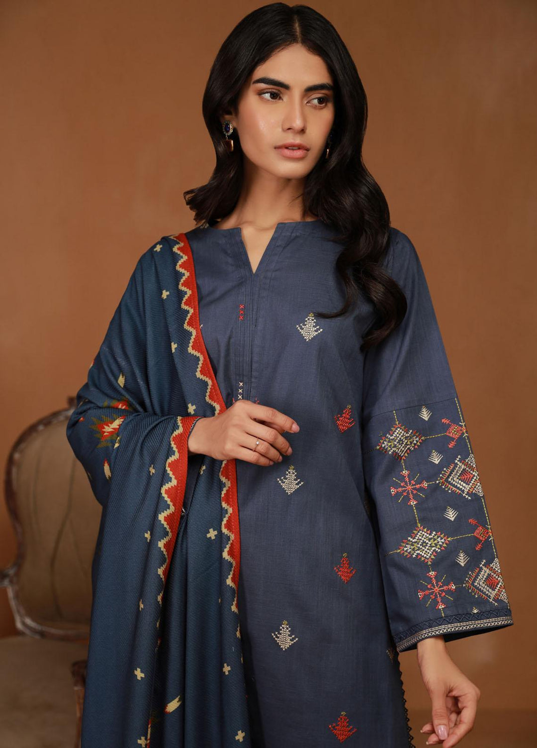 Sahar Embroidered Cross Hatch Suits Unstitched 3 Piece SHR23WCH WCH-V2-23-02 - Winter Collection