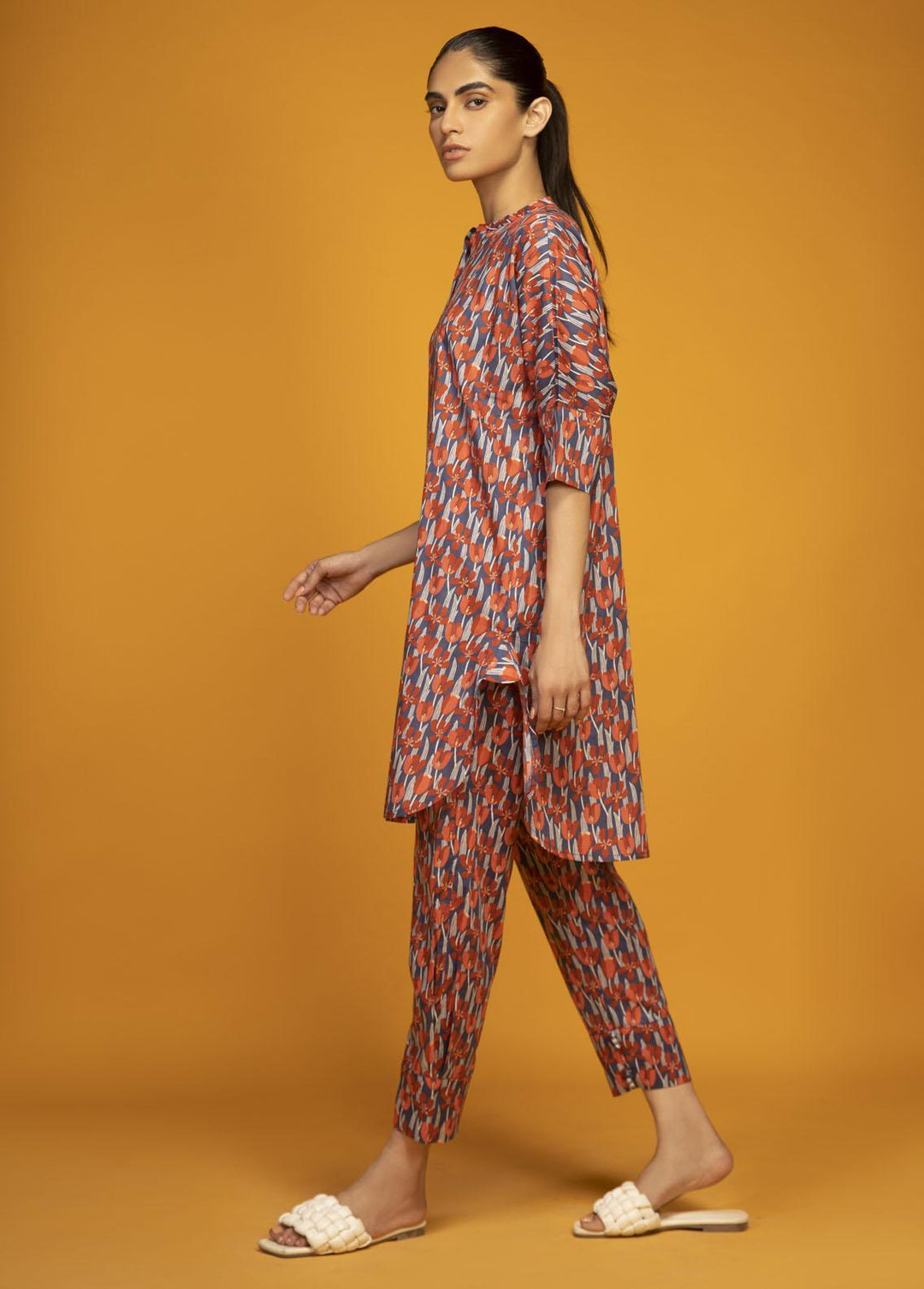 Sahar Printed Lawn Suits Unstitched 2 Piece SHR23PE SSL-V3-23-19 - Summer Collection