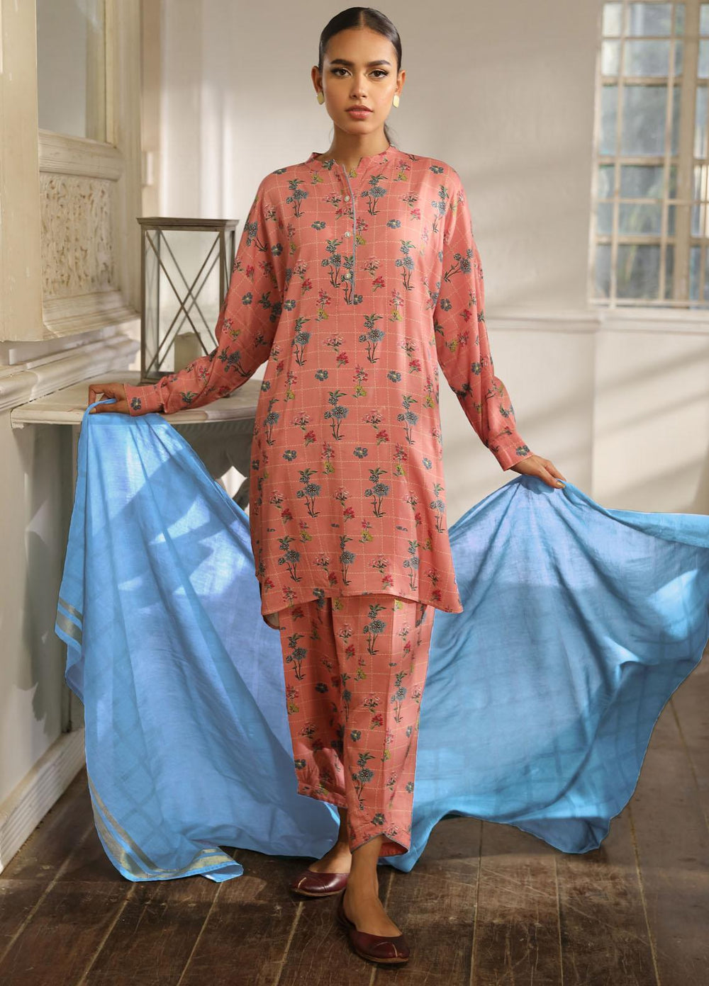 Sahar Printed Viscose Suits Unstitched 3 Piece SHR23VL AW-V1-23-02 - Winter Collection