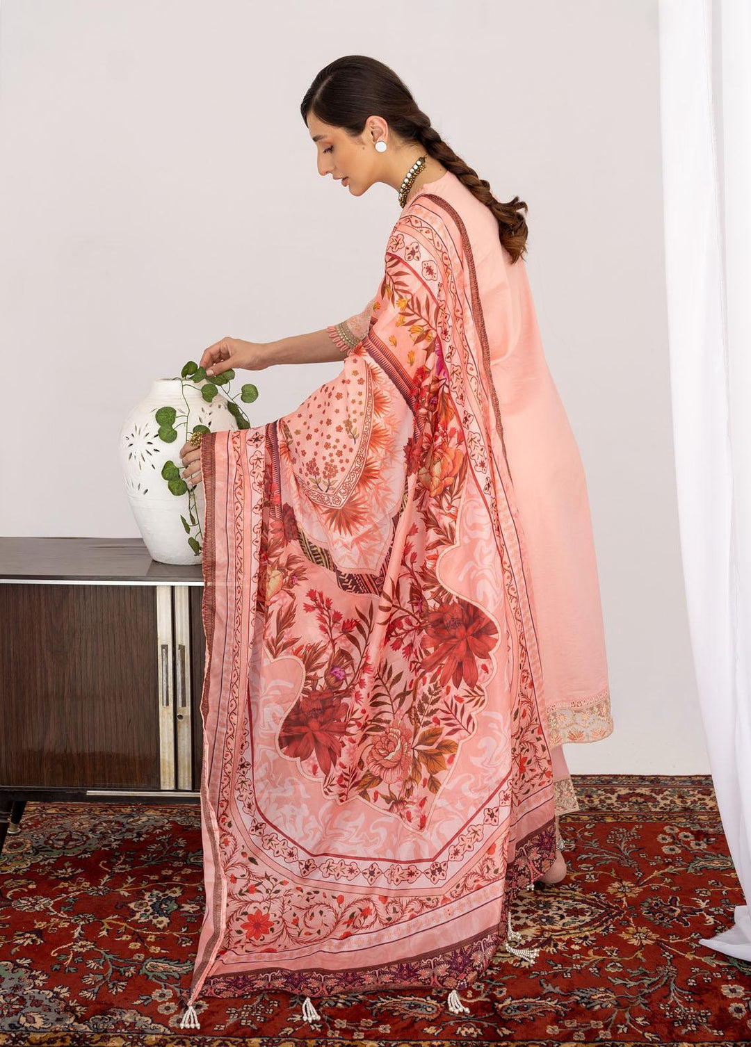 Saheliyaan by Gisele Embroidered Lawn Suits Unstitched 3 Piece GL23S Alishba - Luxury Collection