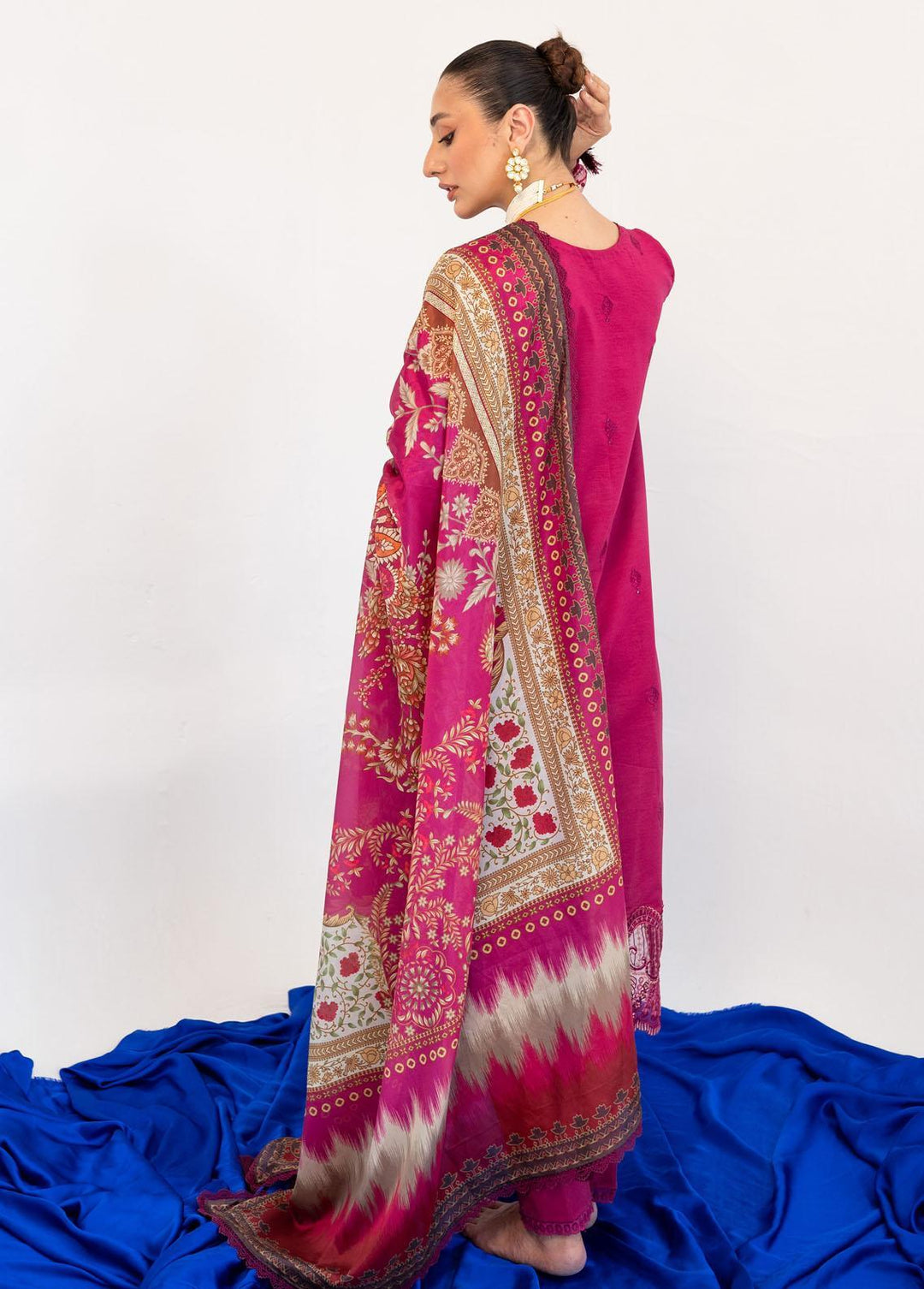 Saheliyaan by Gisele Embroidered Lawn Suits Unstitched 3 Piece GL23S Nooray - Luxury Collection