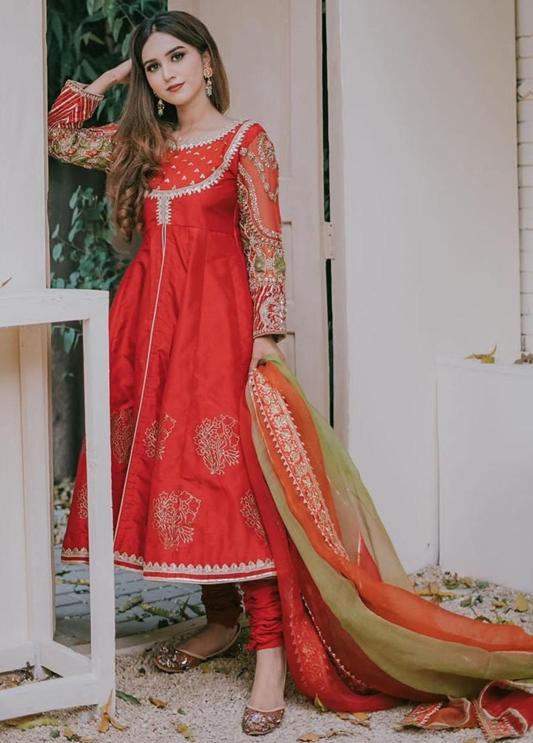Saheliyan Formal Style Khussa OMANG HEER0OM107