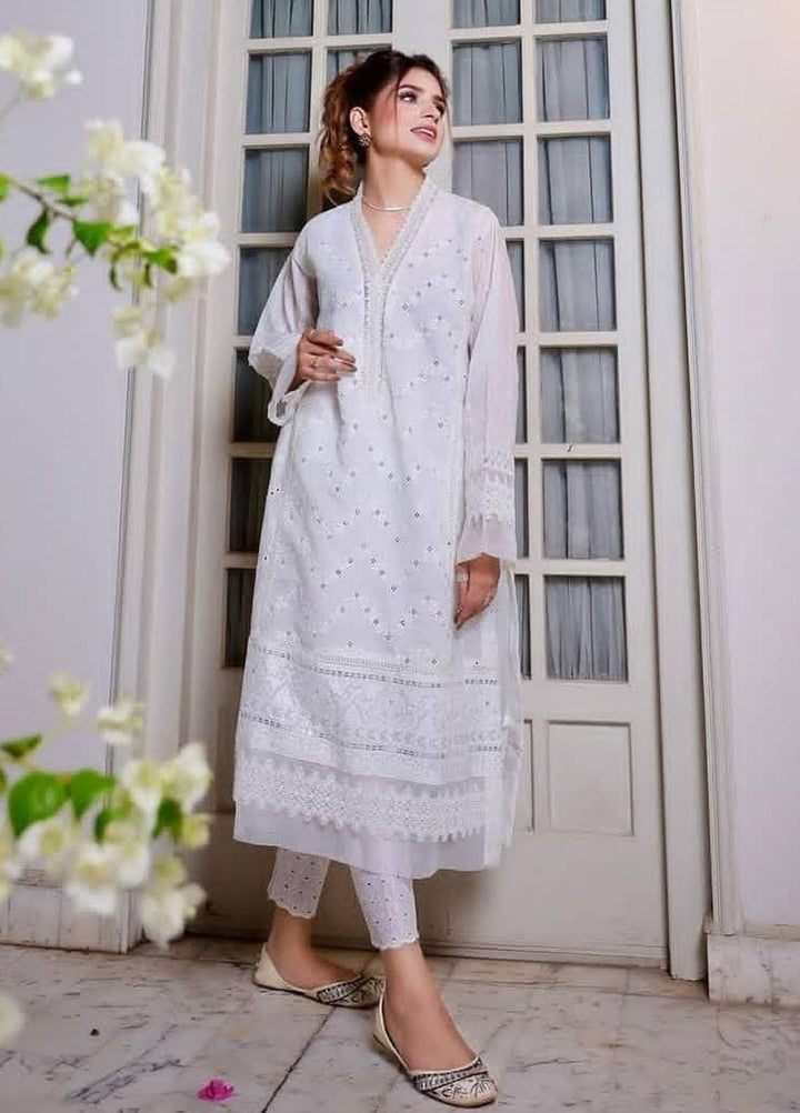 Saheliyan Formal Style Khussa SARAHAT HEER00SR104