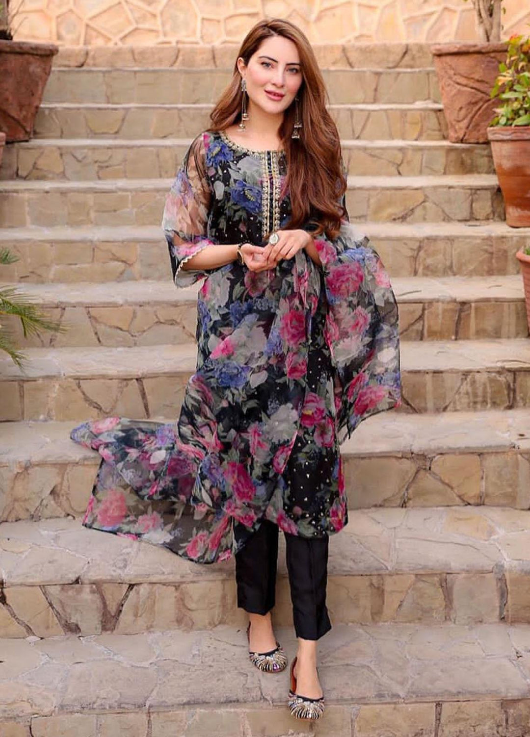 Saheliyan Formal Style Khussa CHANDNI HEER00CA119