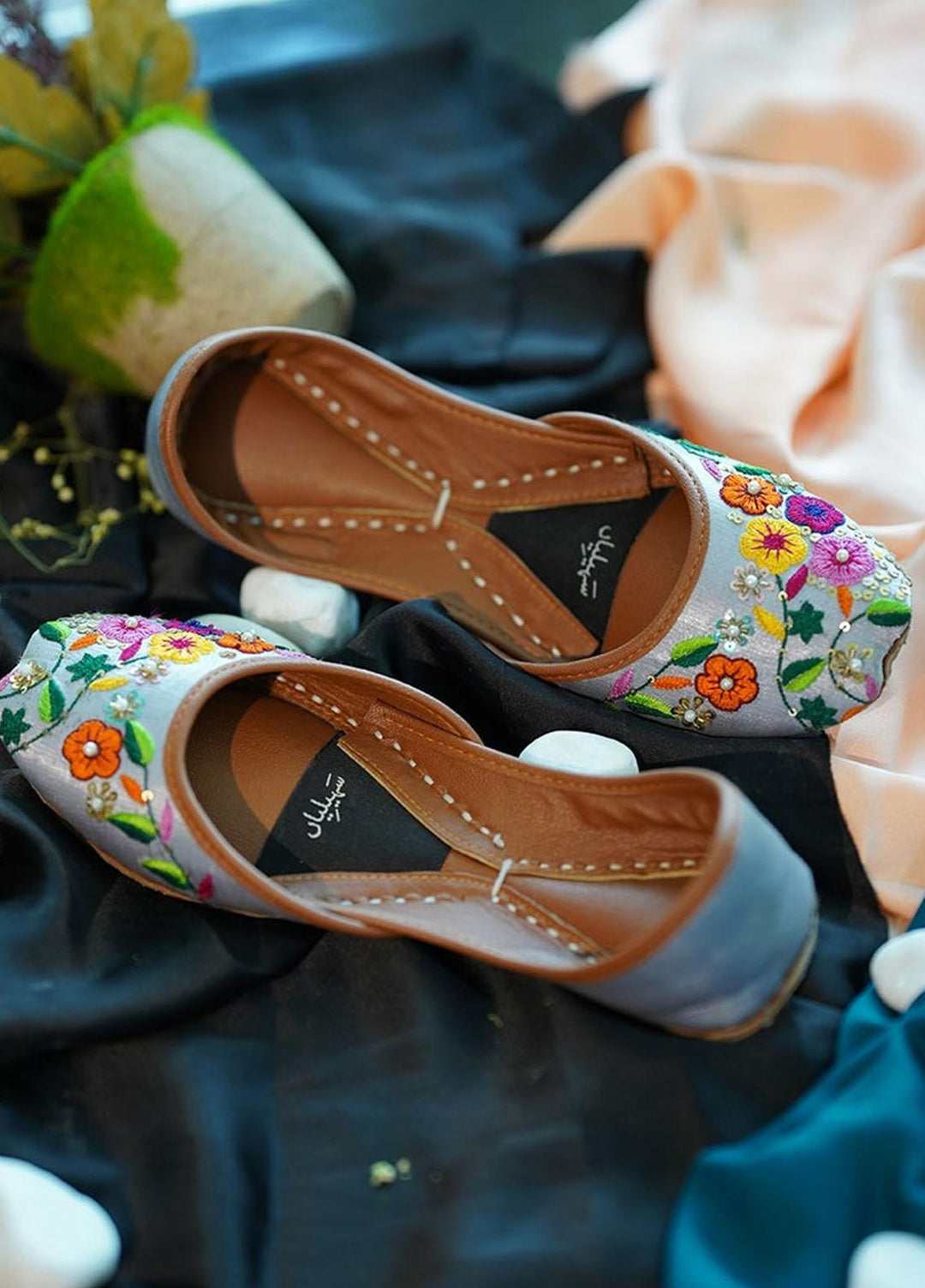 Saheliyan Formal Style Khussa IMPERIAL KIKLI00IP1145