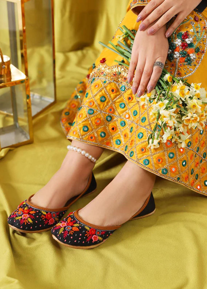 Saheliyan Festive Style   Khussay LAPIS NAYA00LAP111