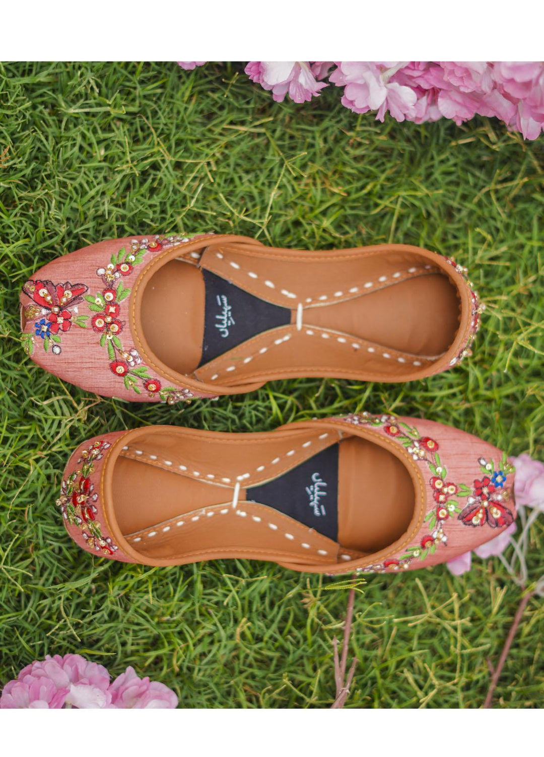 Saheliyan Festive Style  Khussay  PHOOL00DU103 DUSKYWING