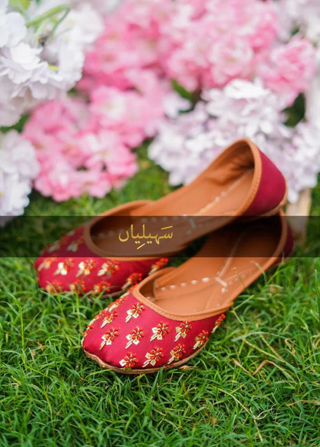 Saheliyan Festive Style  Khussay  Coral