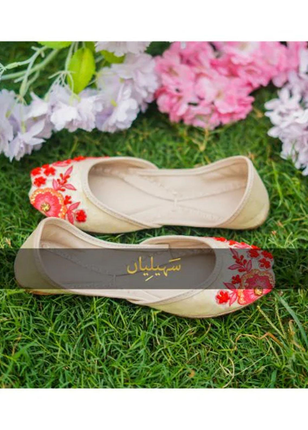 Saheliyan Festive Style  Khussay  Nerine