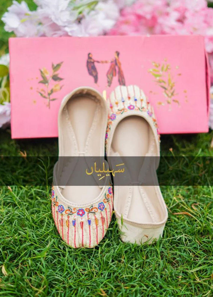 Saheliyan Festive Style  Khussay  Shikar