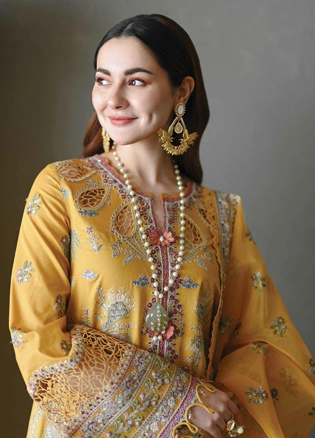 Sahil by Qalamkar Embroidered Lawn Suits Unstitched 3 Piece QLM23S SP-15 Meral - Luxury Collection
