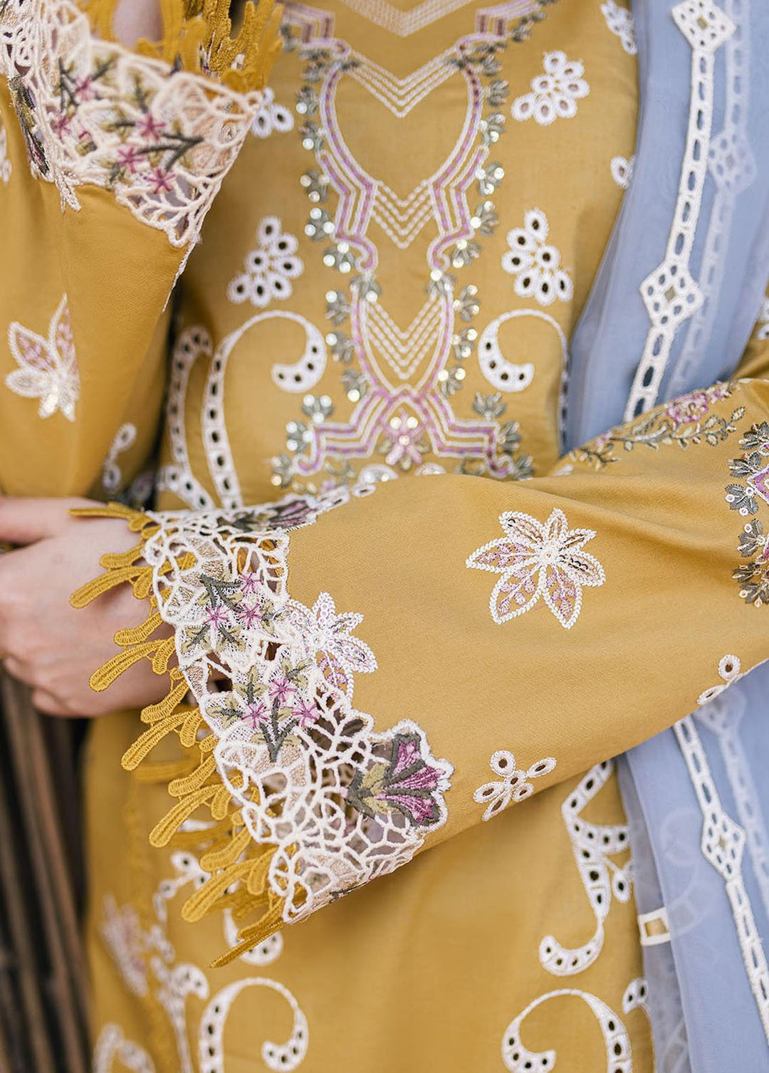 Sahil Kinare by Qalamkar Embroidered Lawn Suits Unstitched 3 Piece QLM24SK FP-03 Selma - Summer Collection