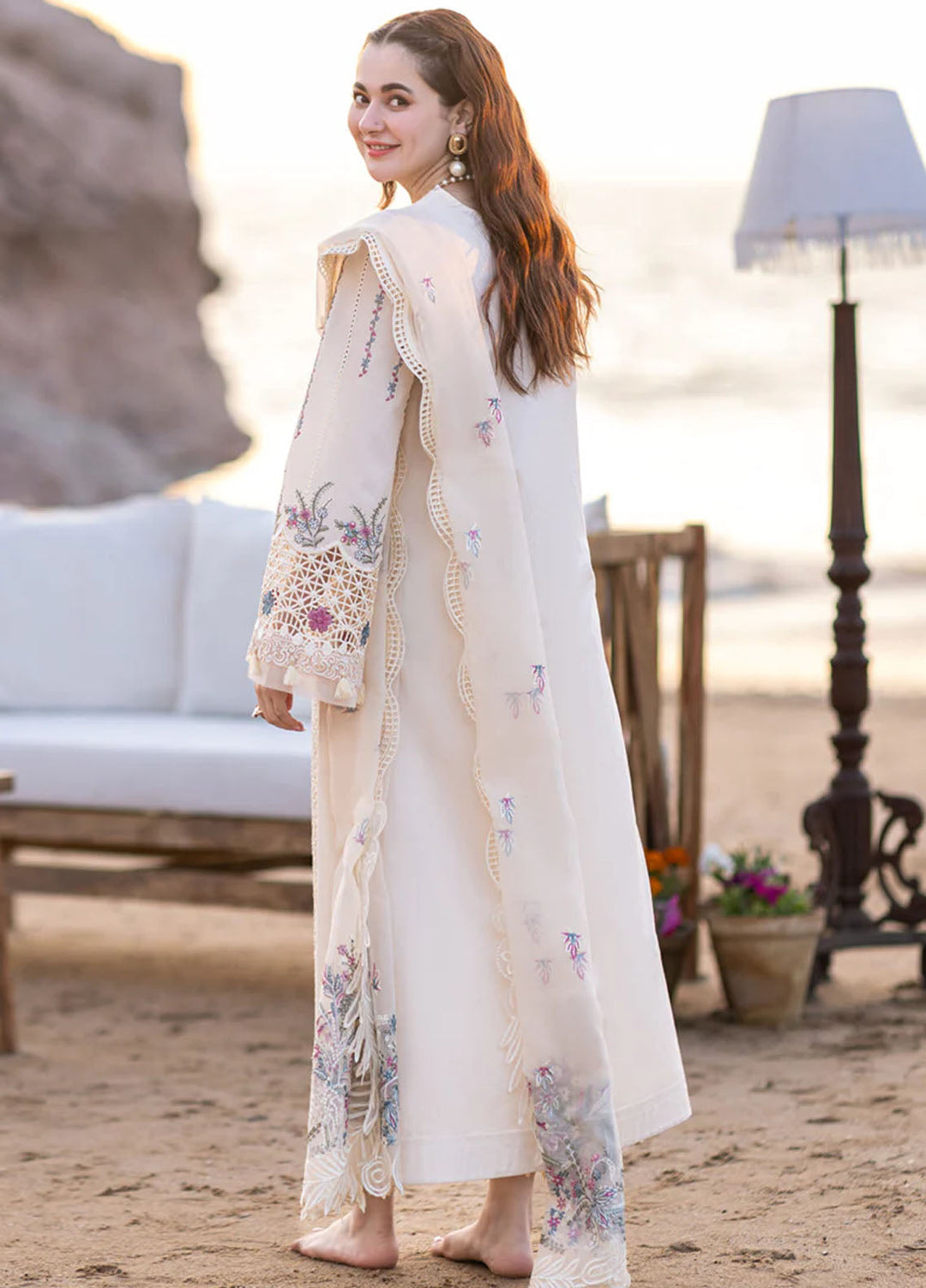 Sahil Kinare by Qalamkar Embroidered Lawn Suits Unstitched 3 Piece QLM24SK FP-09 Selin - Summer Collection