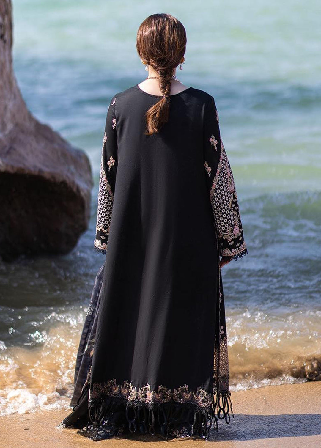 Sahil Kinare by Qalamkar Embroidered Lawn Suits Unstitched 3 Piece QLM24SK FP-14 Rima - Summer Collection