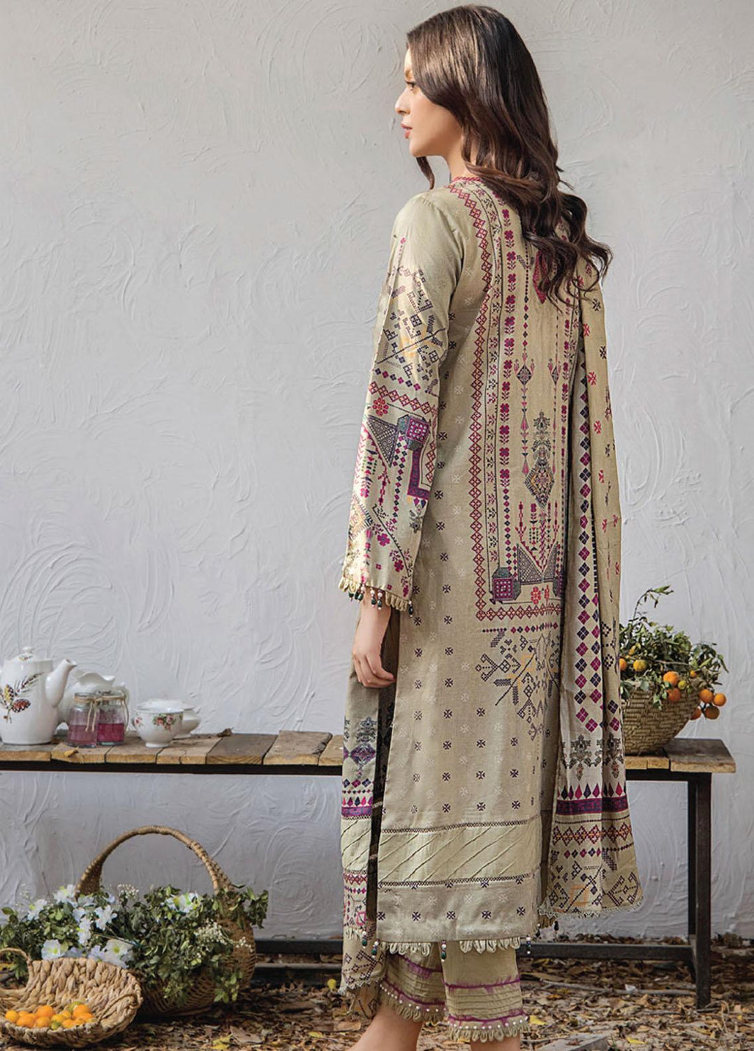 Saira Bano By Humdum Embroidered Lawn Suits Unstitched 3 Piece HD23SB D-05 - Summer Collection