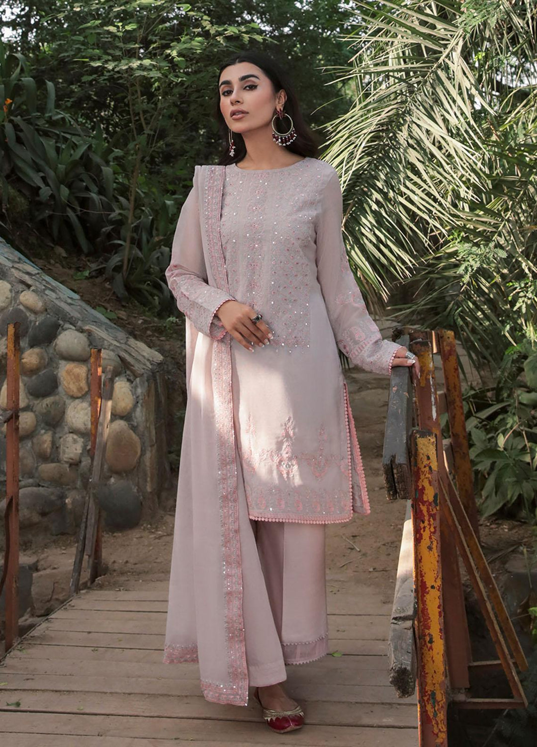 Saira Rizwan Ready to Wear  Cotton Net 4 Piece SR22KGE VASL - B