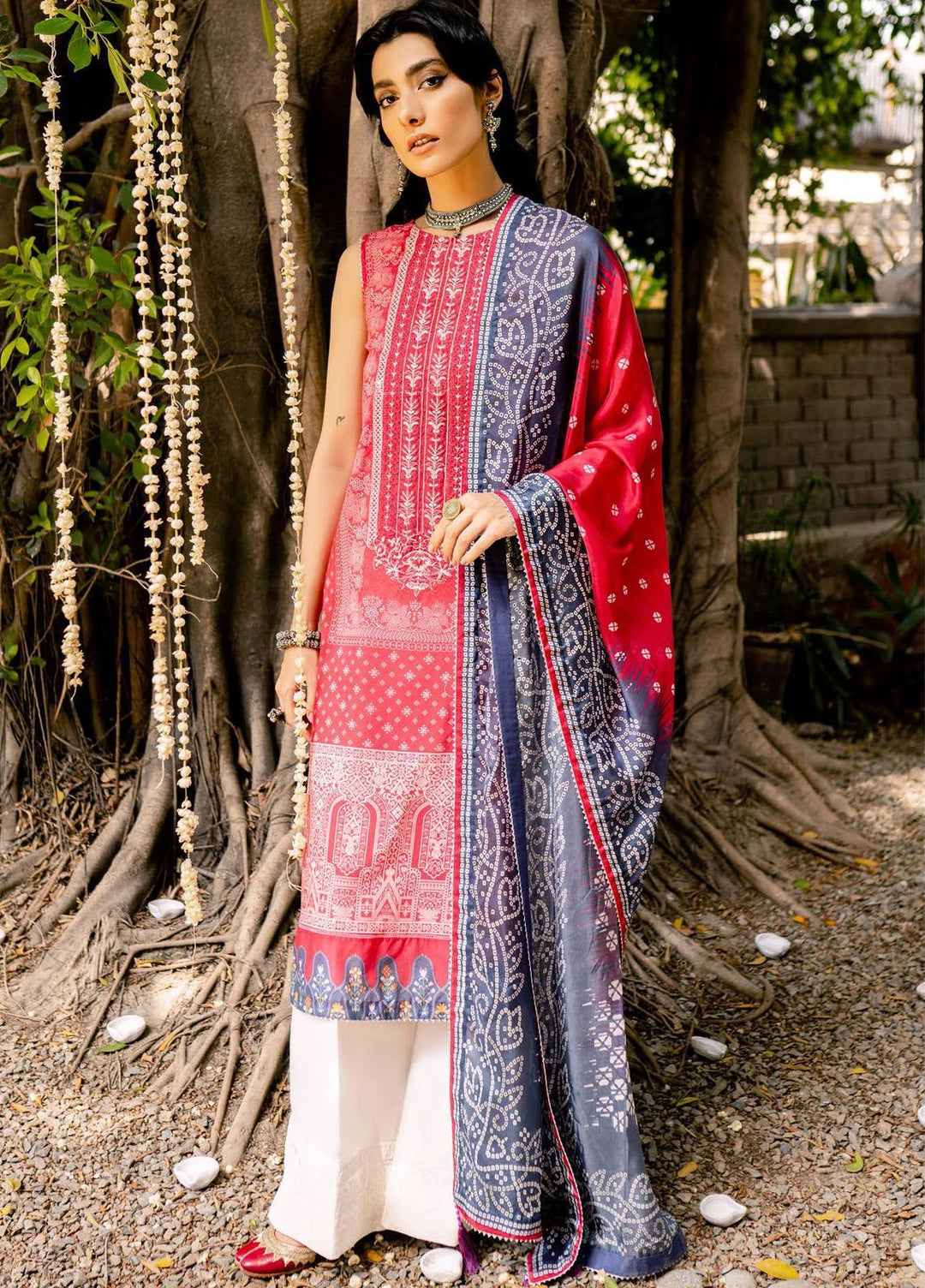 Saira Rizwan Embroidered Lawn Suits Unstitched 3 Piece SR21-E3 04 - Luxury Collection