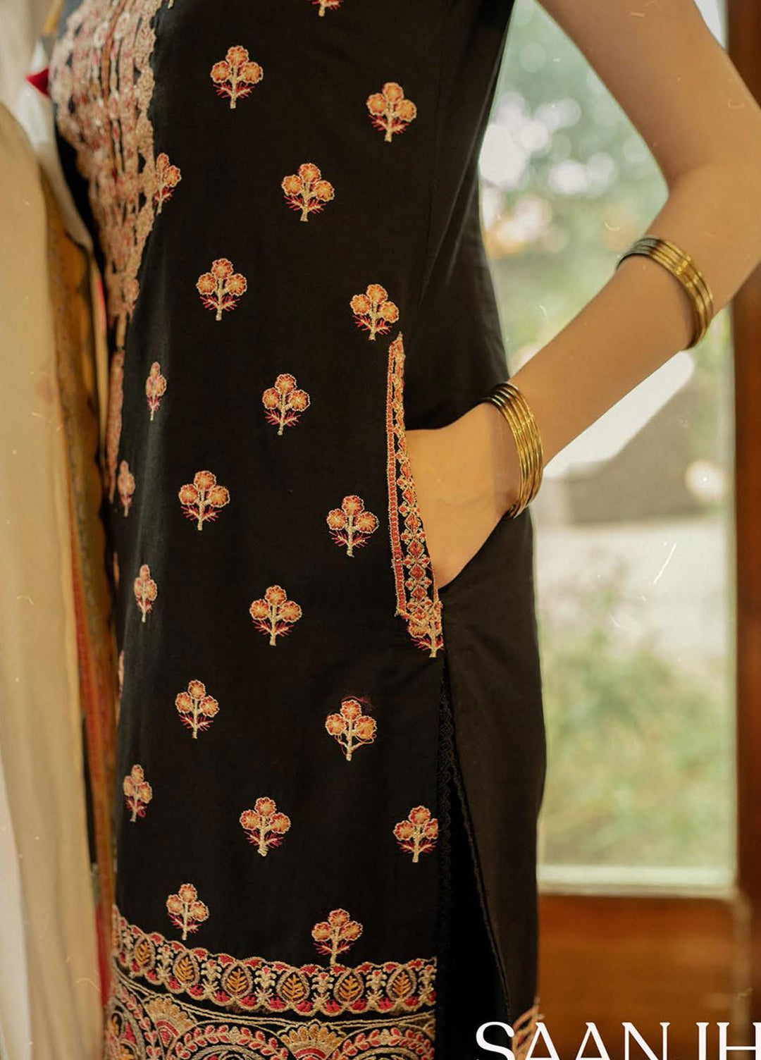 Saira Rizwan Embroidered Lawn Suits Unstitched 3 Piece SR21-E3 06 - Luxury Collection