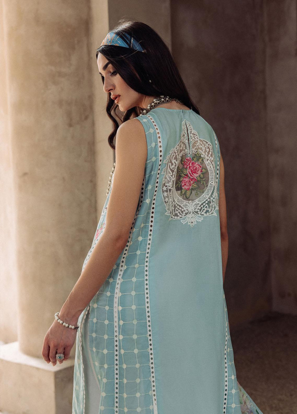 Saira Rizwan Embroidered Lawn Suits Unstitched 3 Piece SR23L SR-01 Daphne - Luxury Collection