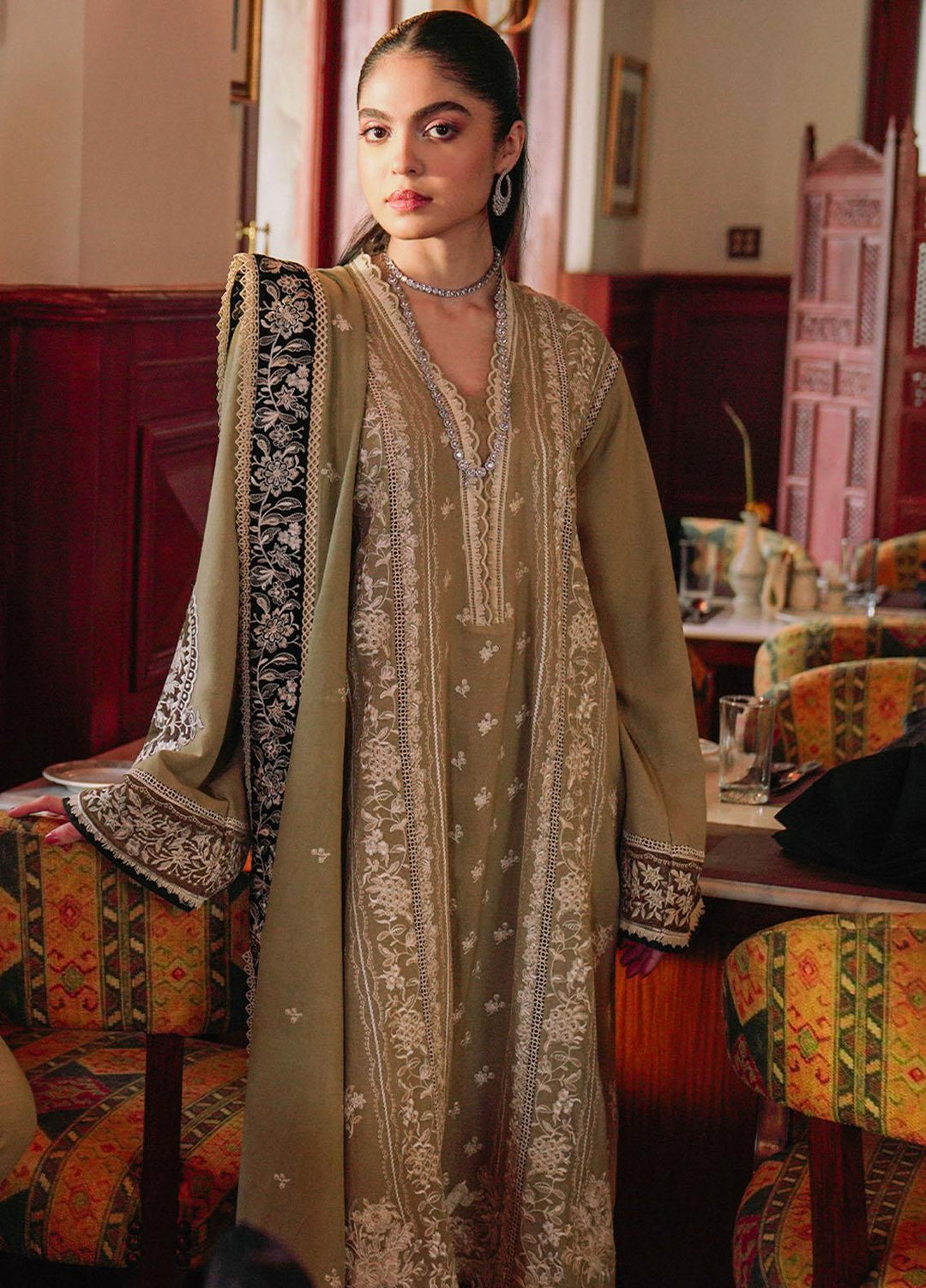 Saira Rizwan Embroidered Karandi Suits Unstitched 3 Piece SR23WU SR-04 Lamisa - Winter Collection